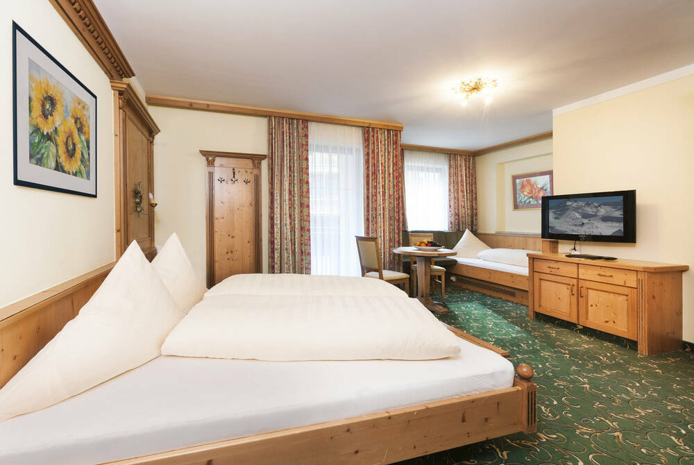  Triple room at Hotel & Restaurant Nevada
